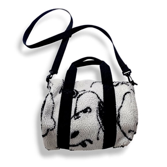 Lazy Oaf rare Snoopy Peanuts Fleece duffel bag - Picture 3 of 9